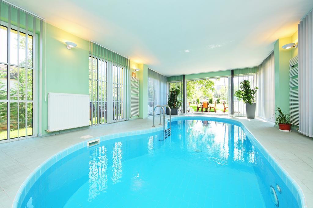 Balazs Villa Balatonfured Ngoại thất bức ảnh