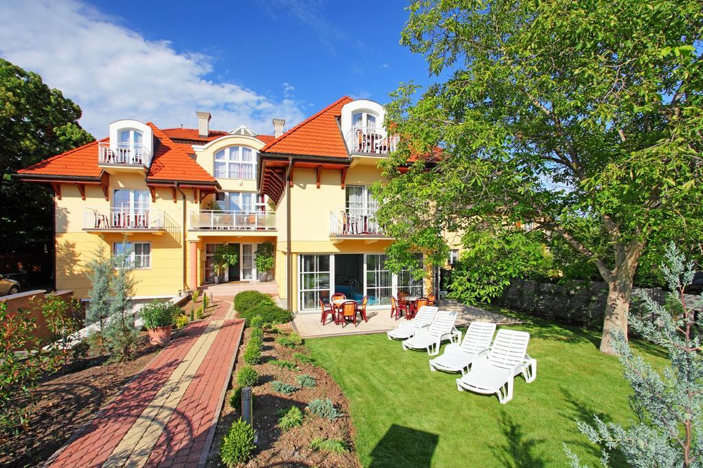 Balazs Villa Balatonfured Ngoại thất bức ảnh