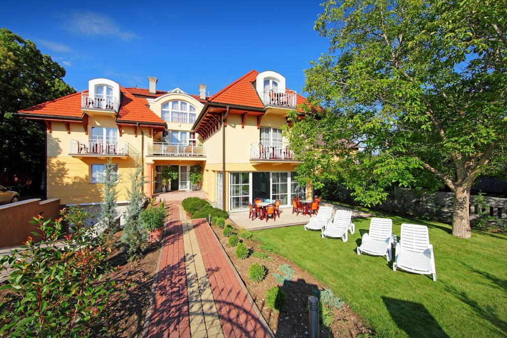 Balazs Villa Balatonfured Ngoại thất bức ảnh