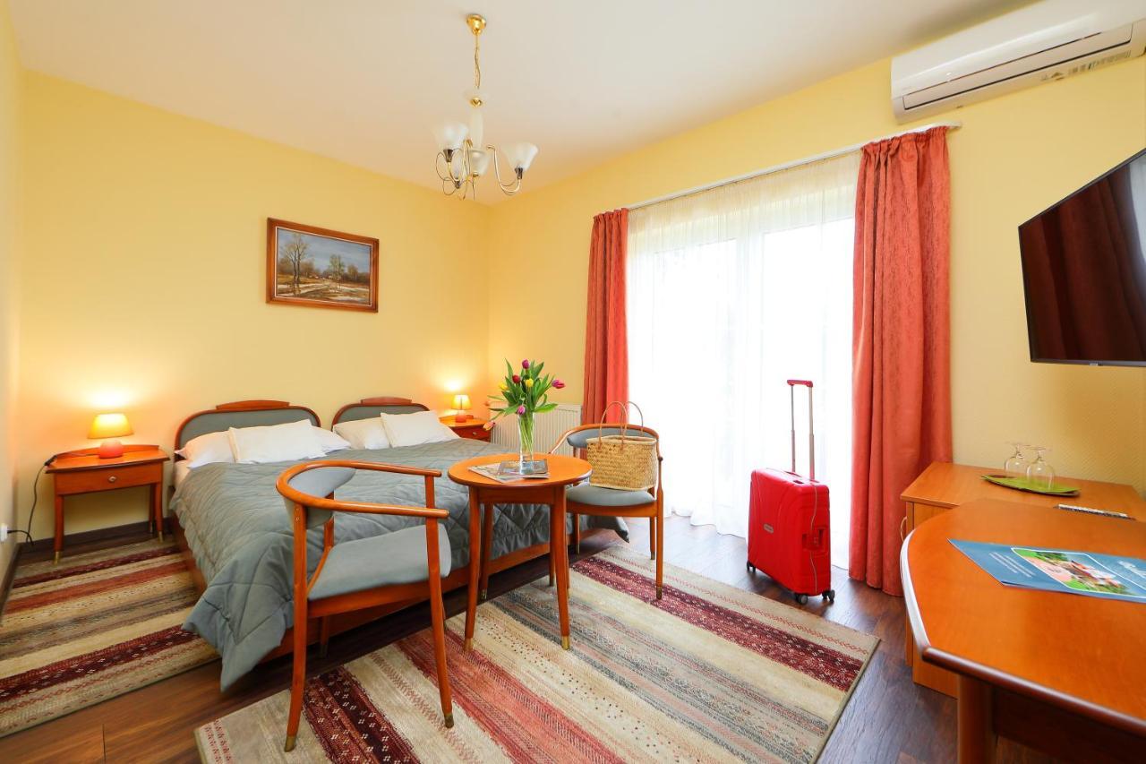 Balazs Villa Balatonfured Ngoại thất bức ảnh