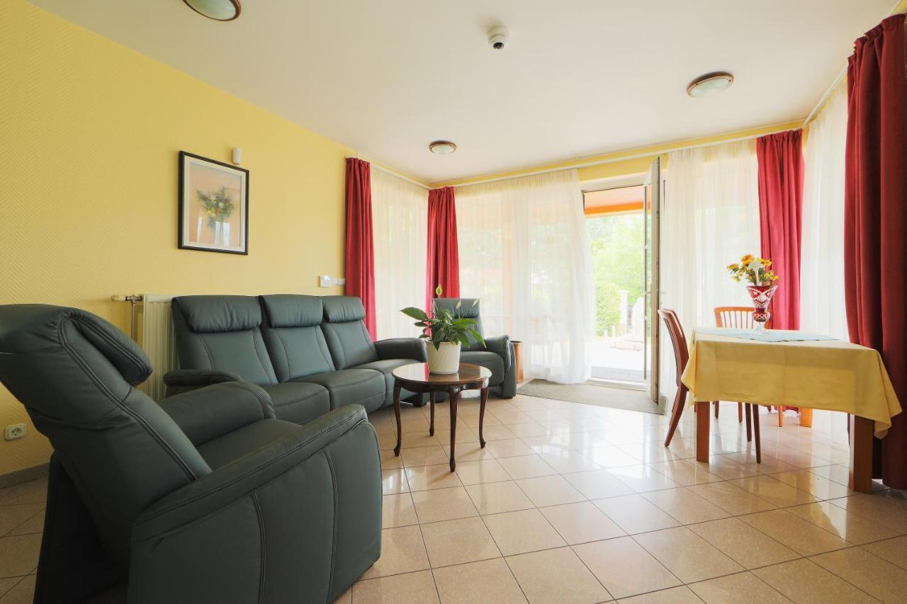 Balazs Villa Balatonfured Ngoại thất bức ảnh