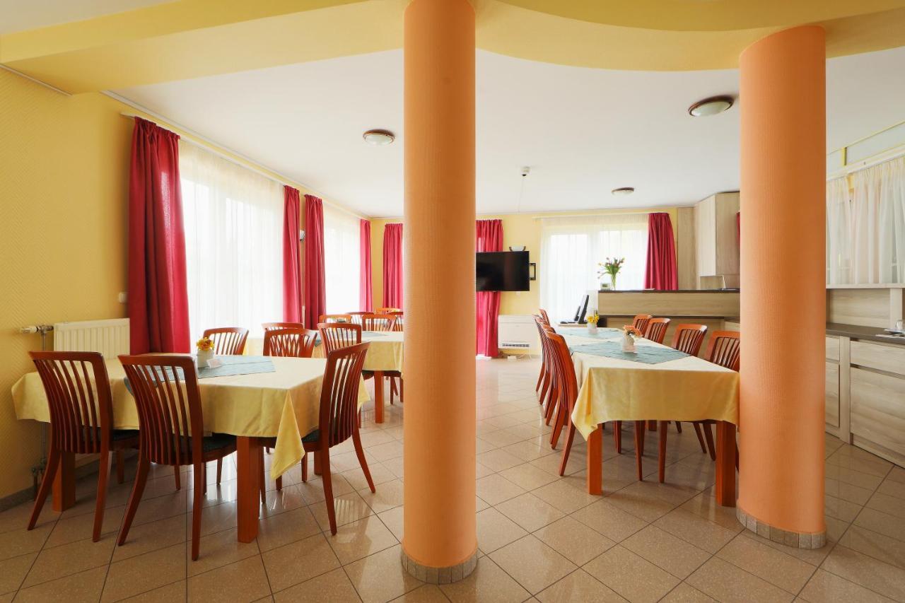 Balazs Villa Balatonfured Ngoại thất bức ảnh