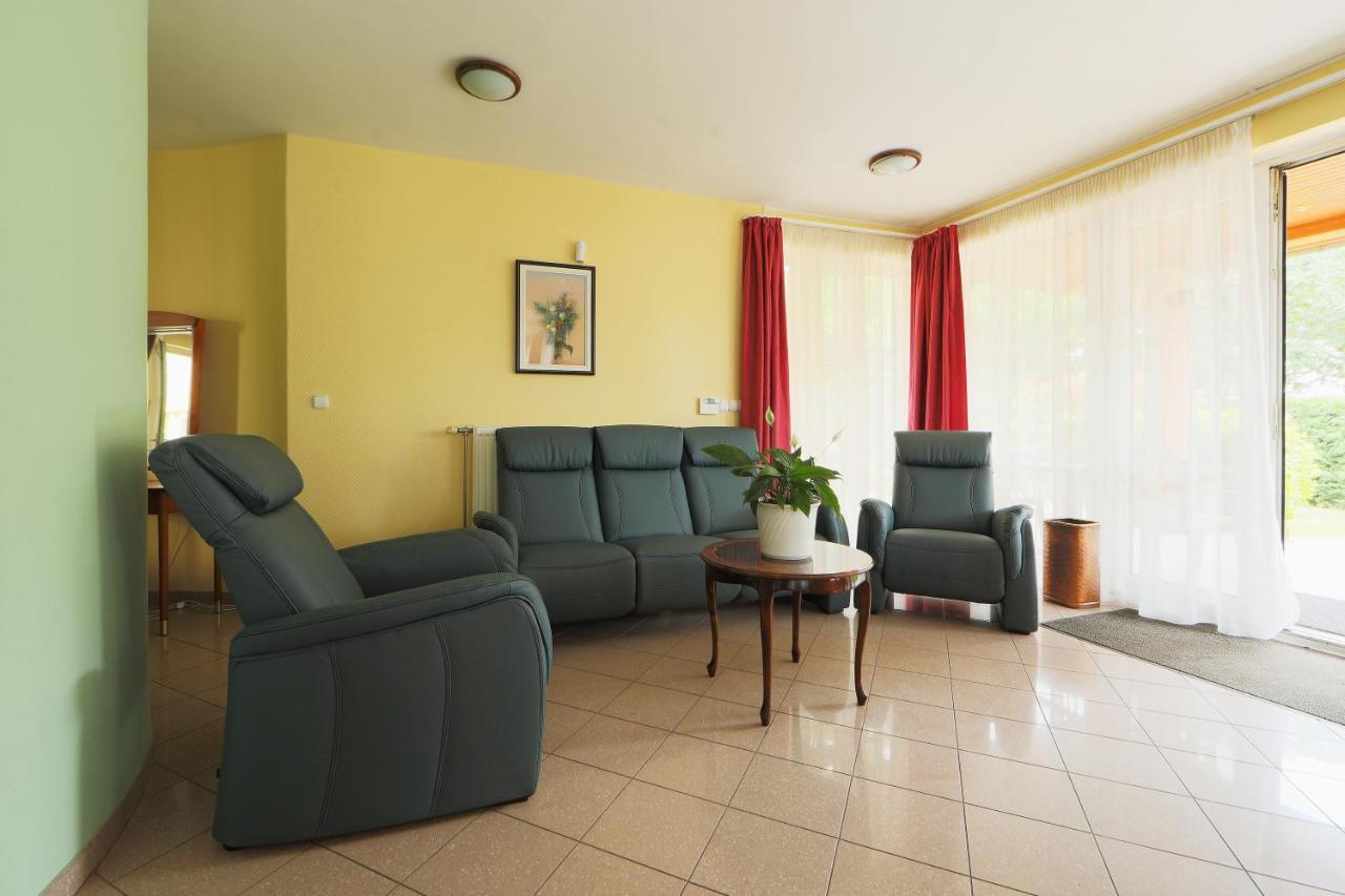 Balazs Villa Balatonfured Ngoại thất bức ảnh