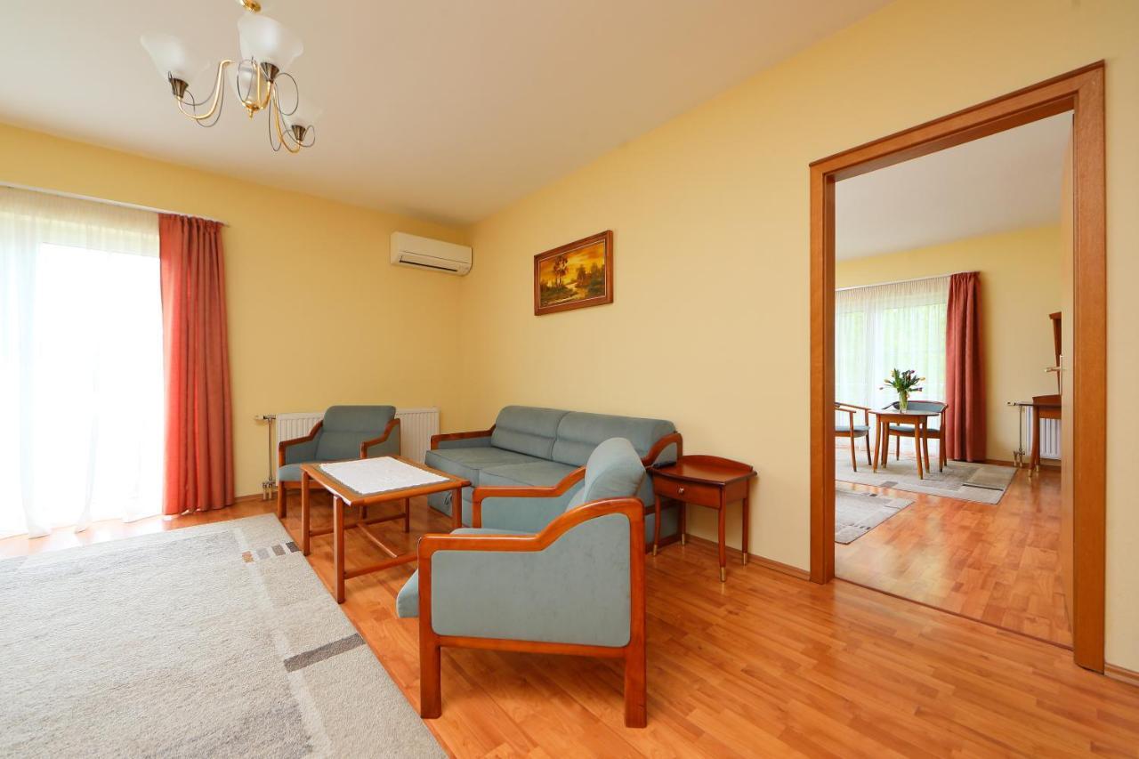 Balazs Villa Balatonfured Ngoại thất bức ảnh