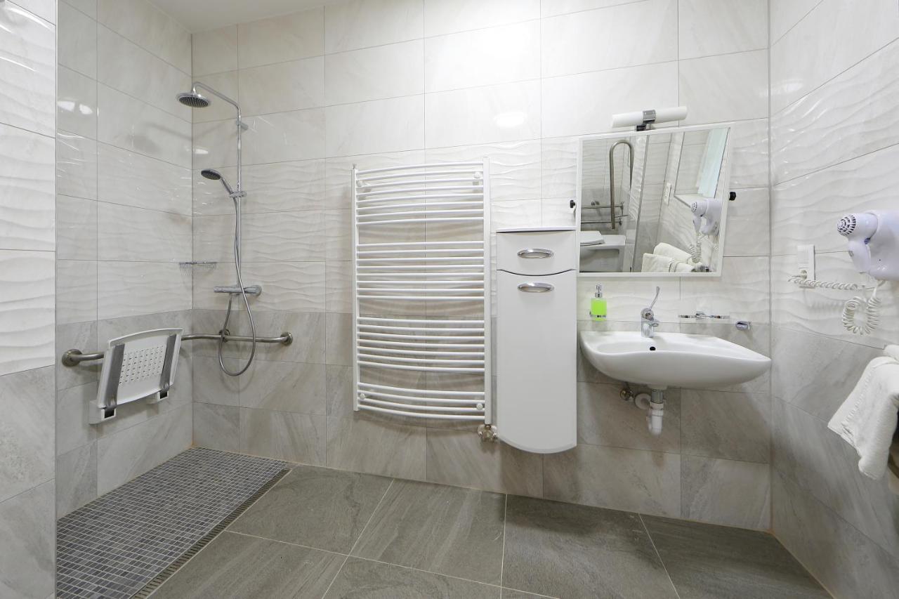 Balazs Villa Balatonfured Ngoại thất bức ảnh